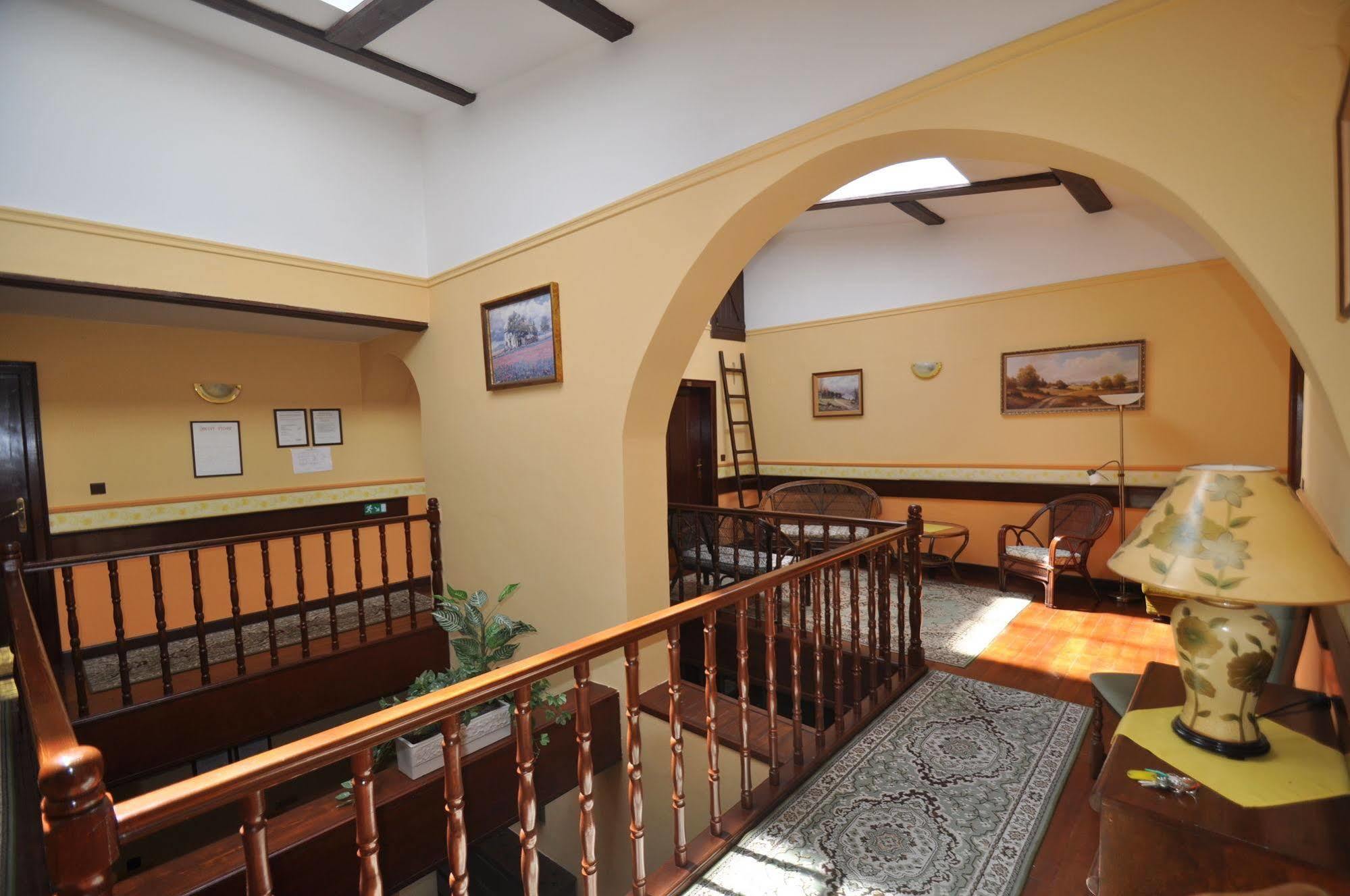 Garni -Hotel Barbakan Левоча Экстерьер фото